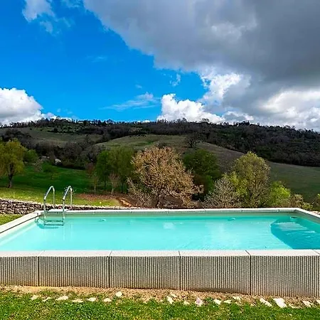 Castello Valenzino 3*