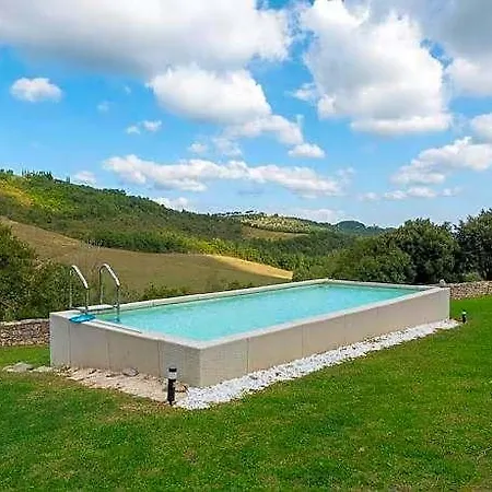 Castello Valenzino 3*
