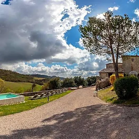 Castello Valenzino Ξενοδοχείο