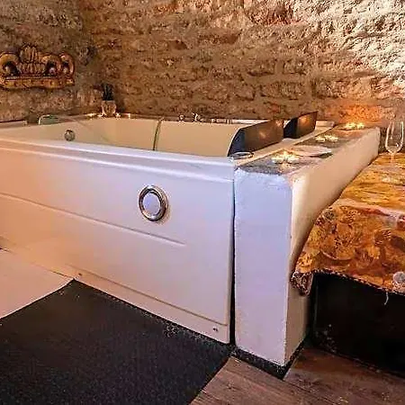 Castello Valenzino Ξενοδοχείο Umbertide